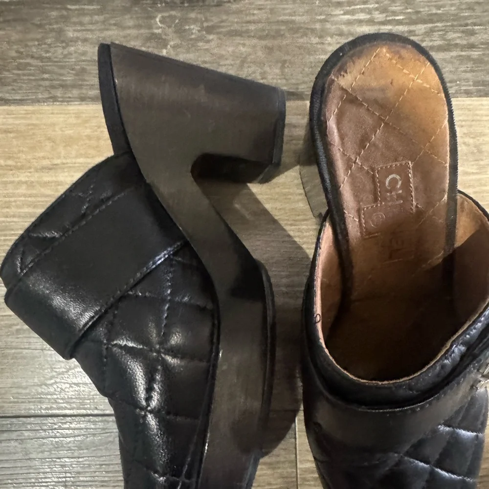 Chanel Black Quilted Mules with Silver Logo - Picture 5 of 6